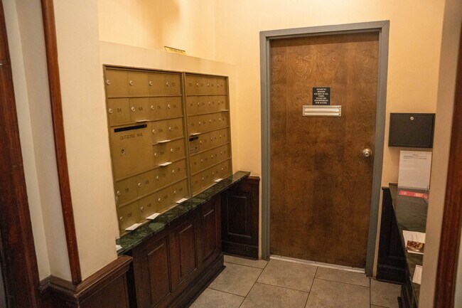 Foto del edificio - 4940 S East End Ave