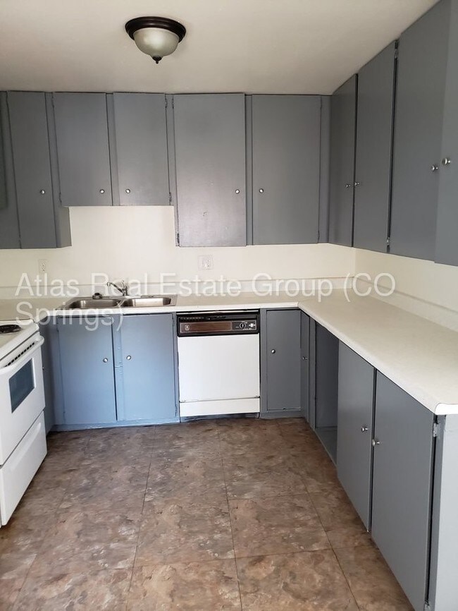 Foto del edificio - 3616 Galley Rd