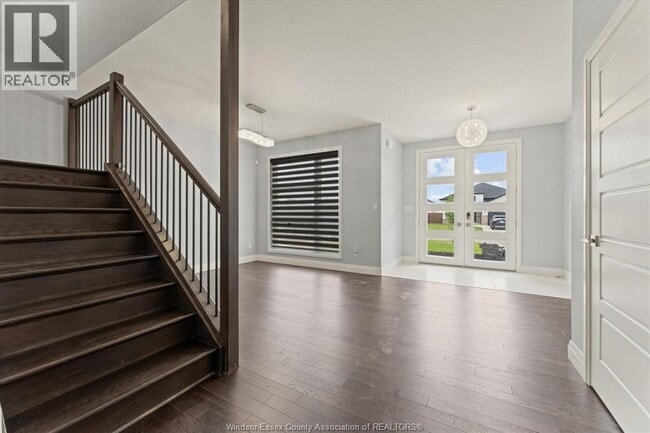 Building Photo - 203 Clarke St