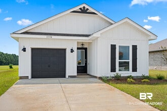 Building Photo - 13390 Shea Cir