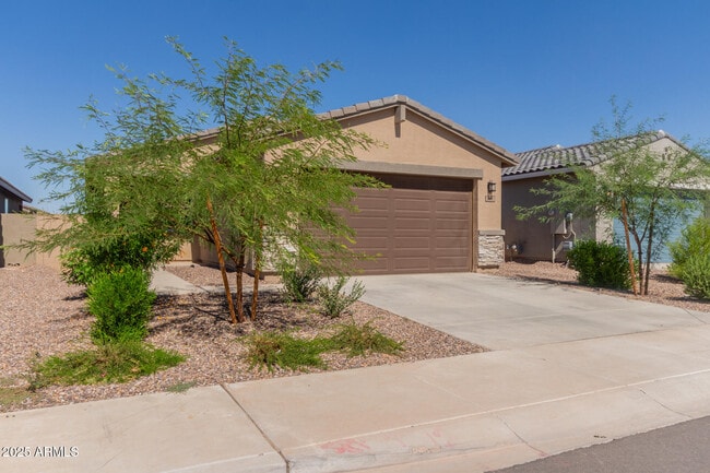 Building Photo - 3022 Hayden Rose Ave