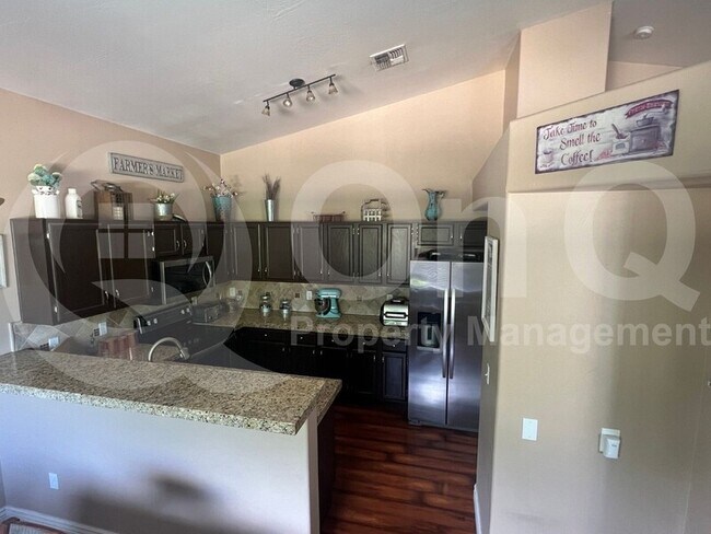 Foto del edificio - 4606 E Towne Ln