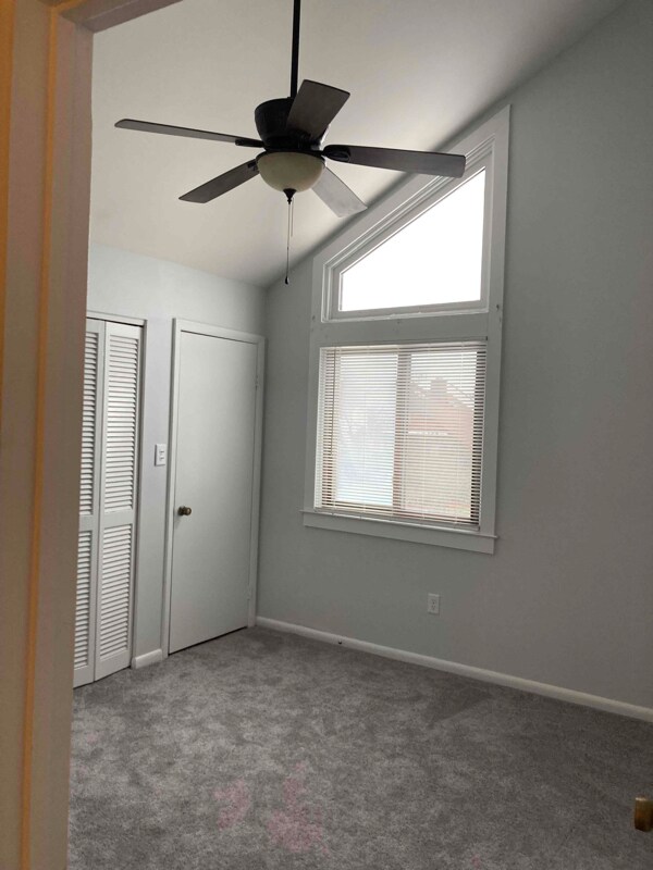 Foto del edificio - 563 Ayrshire Way