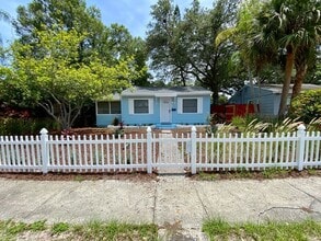 Building Photo - 740 52nd Ave N