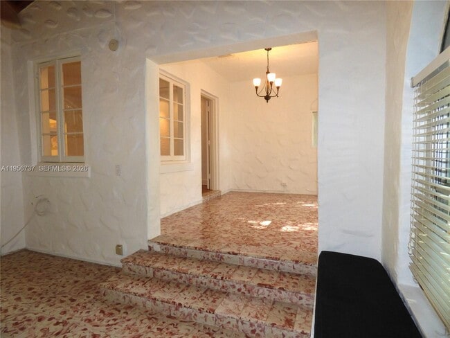 Foto del edificio - 409 Marmore Ave