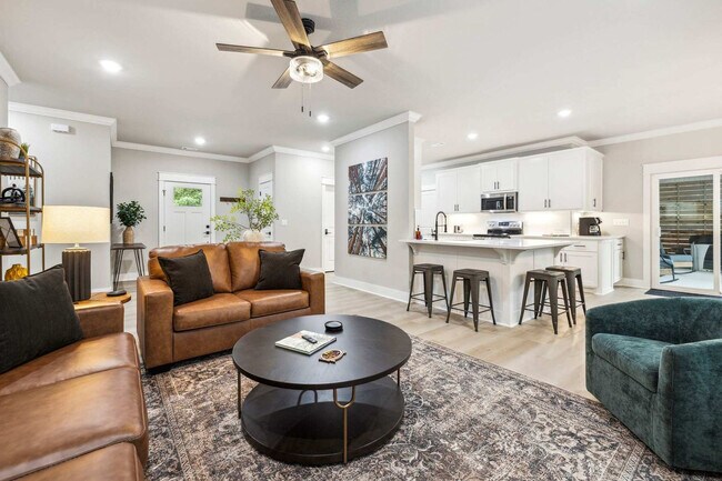 Foto del edificio - 10 Granshire Dr