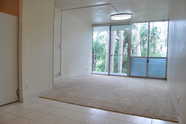 Building Photo - 1600 Wilikina Dr