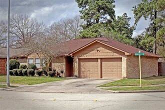 Building Photo - 4610 Rivertree Ln