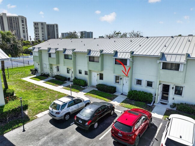 Foto del edificio - 9425 S Ocean Dr