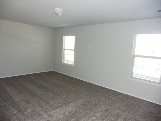 Building Photo - 5522 Mesquite Oaks Trail