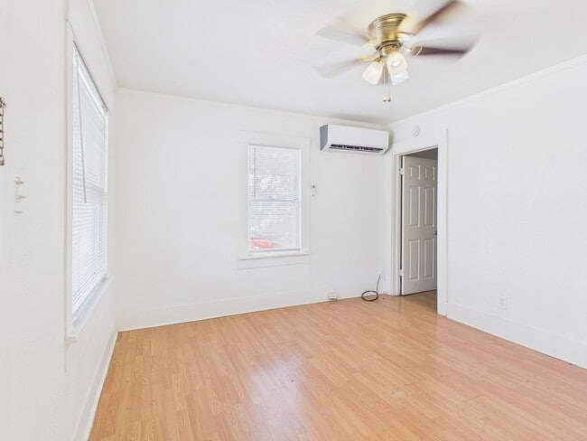 Building Photo - Cozy 1 bedroom in Plemons Addition