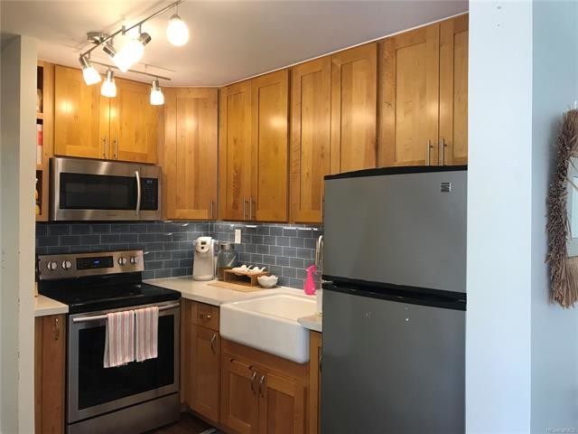 Building Photo - 3151 Monsarrat Ave