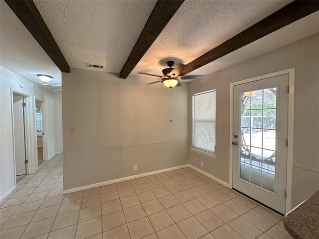 Building Photo - 5704 Cedardale Dr