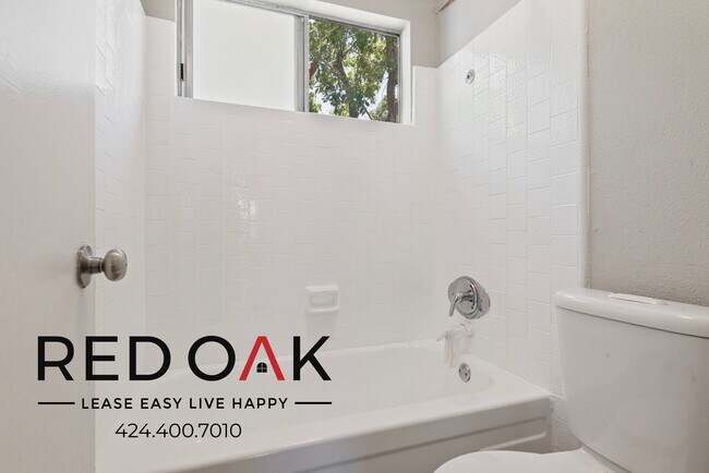 Foto del edificio - 13325 Heacock St