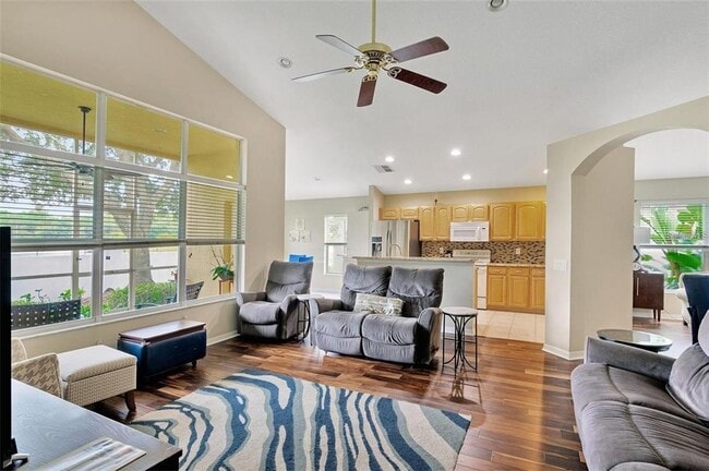 Building Photo - 18821 Maisons Dr