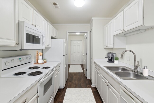 2 Bedroom A - 2 Bed / 2 Bath - 1,253 Sq.Ft. - Westbury Apartments