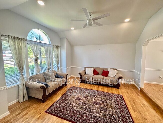 Foto del edificio - 24515 SE 44th St