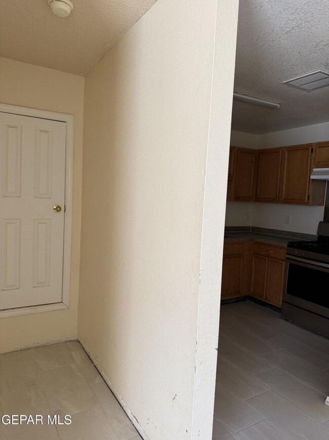 Building Photo - 12328 Tierra Apache Rd