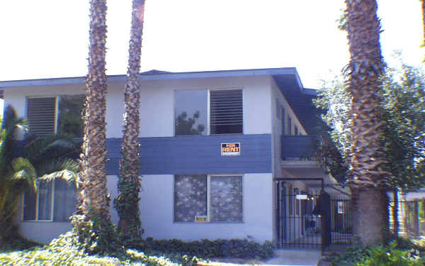 Building Photo - 1822 Loma Vista St