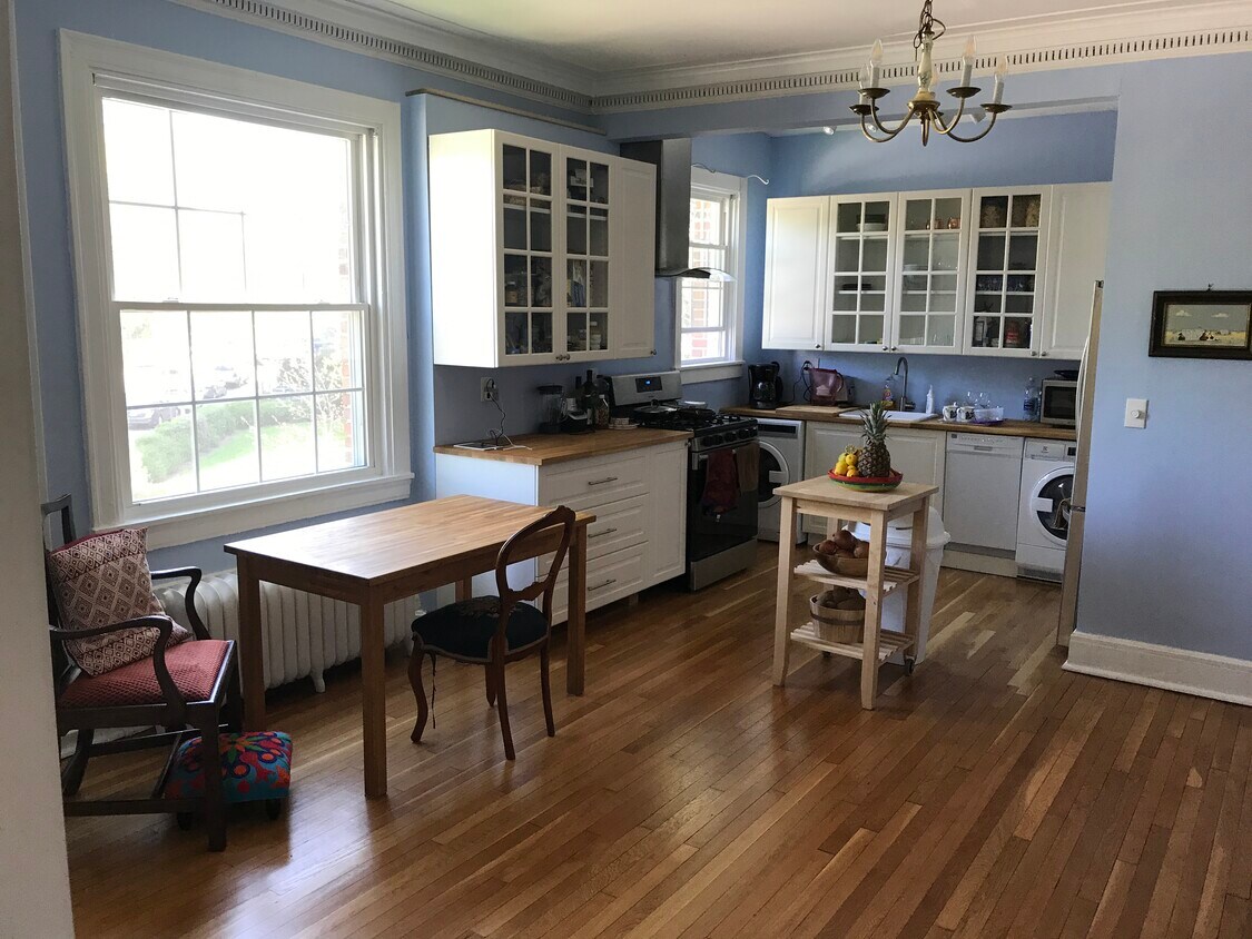 Foto principal - 101 W 39th St