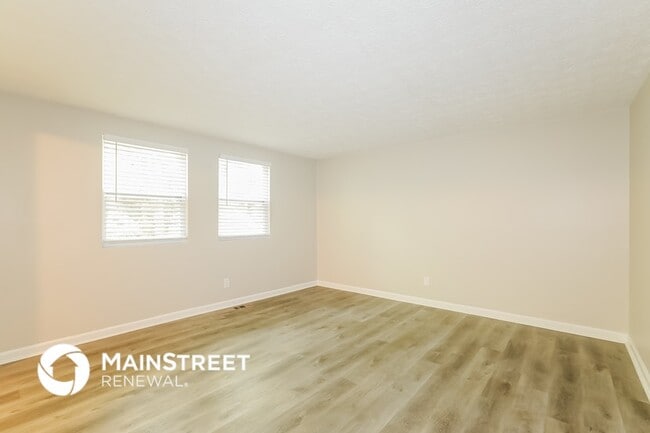 Building Photo - 694 Stoneside Dr