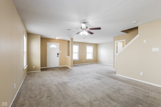 Foto del edificio - 12261 Maize Dr