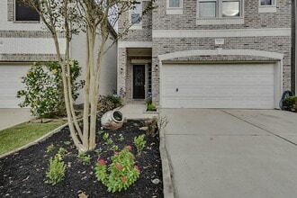 Building Photo - 1143 Sopris Dr