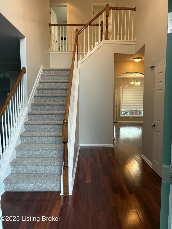 Building Photo - 10704 Copper Ridge Dr