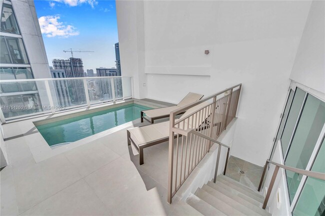 Building Photo - 1040 Biscayne Blvd