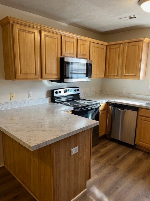 Foto del edificio - 144 Bald Eagle Blvd