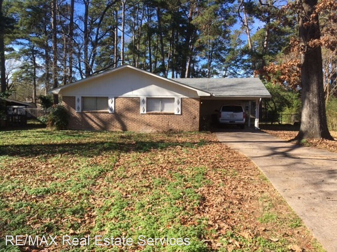 3 br, 1.5 bath House 9416 Boxwood Dr. House Rental in Shreveport