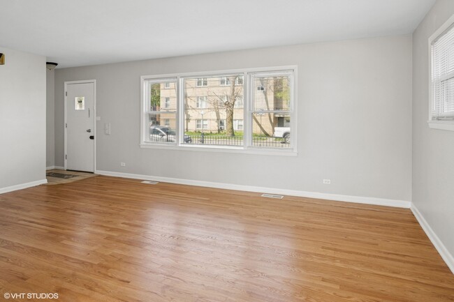 Foto del edificio - 6341 N Leavitt St
