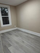 Building Photo - 106-17 Metropolitan Ave