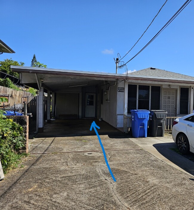Building Photo - 2-bedroom 1 bath apartment with 1 parking.