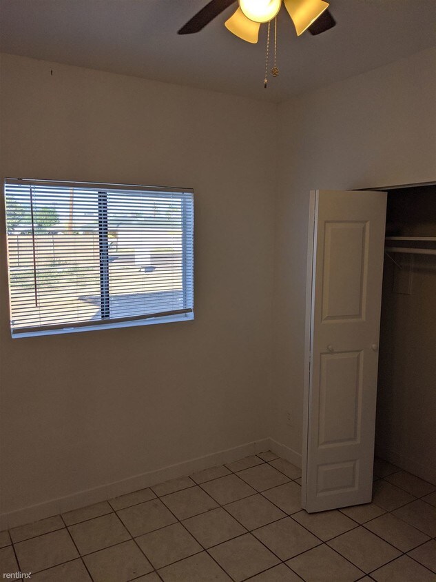 Primary Photo - 4121 N 33rd Dr