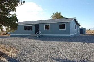 Building Photo - 1591 Avellaneda St