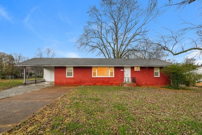 Primary Photo - 223 Rebecca Ln