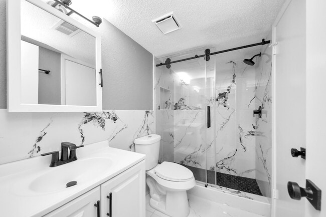 Building Photo - 6281 Ludington Dr