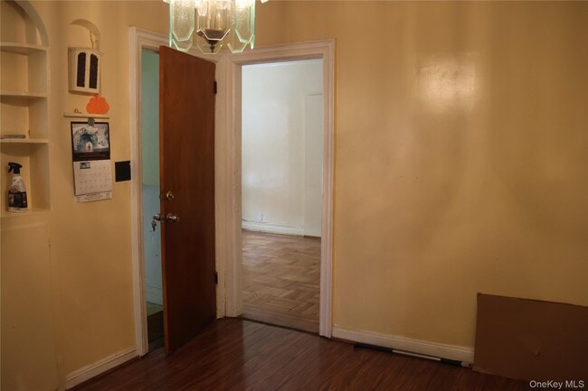 Foto del edificio - 955 E 98th St