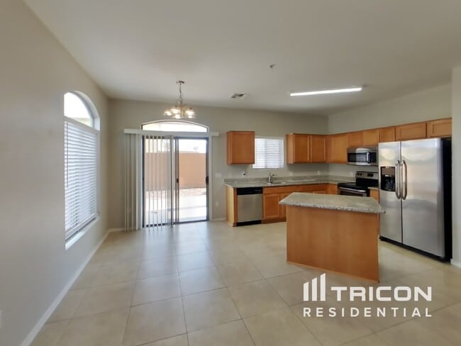 Building Photo - 17365 N Cave Creek Rd