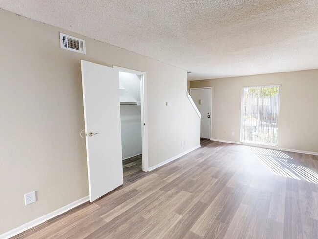 Convenient Open Floor Plans - Meadow Lark Apartments
