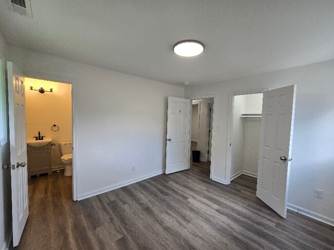 Building Photo - 1416 Weaver Ave