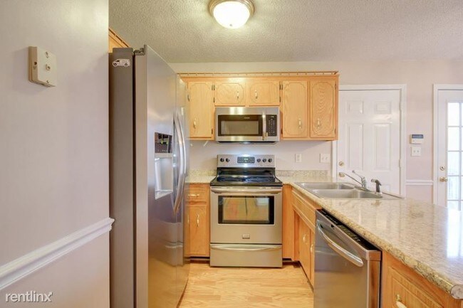 Foto del edificio - 4 br, 2 bath House - 1033 Summerhaven drive