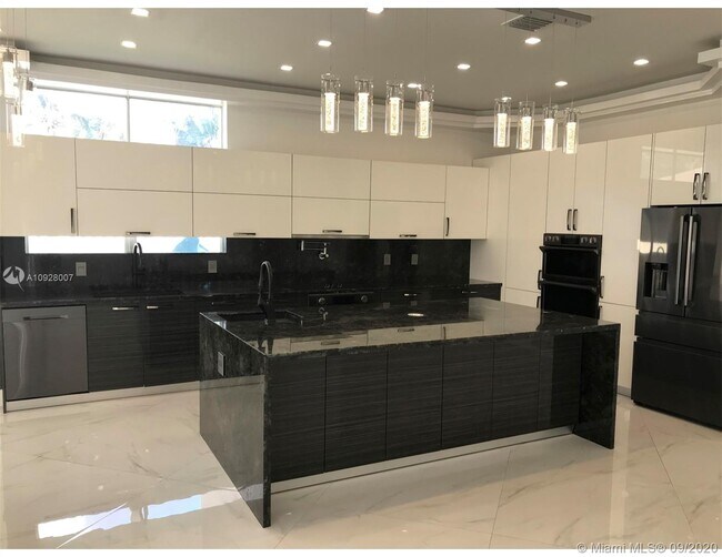 Foto del edificio - 5371 SW 32nd Terrace