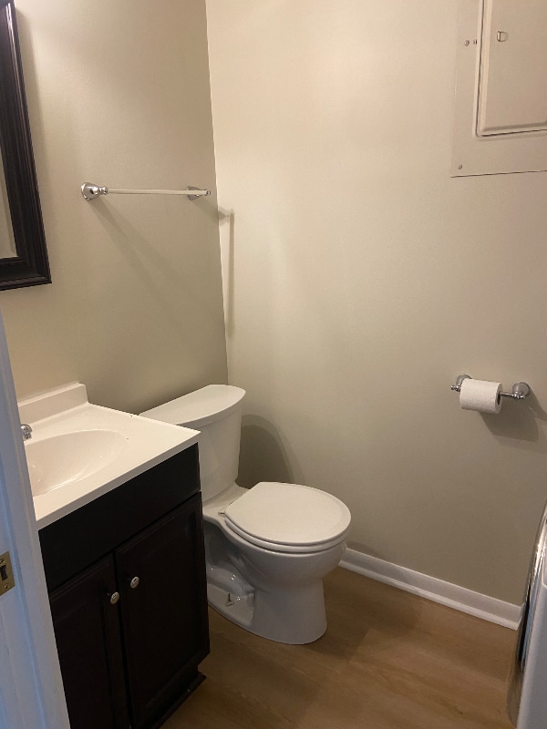 Building Photo - 615 Central Ave