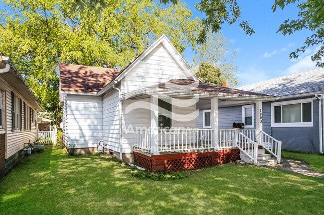 Building Photo - 2003 S Taylor St