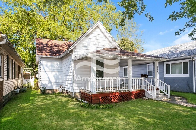 Foto del edificio - 2003 S Taylor St