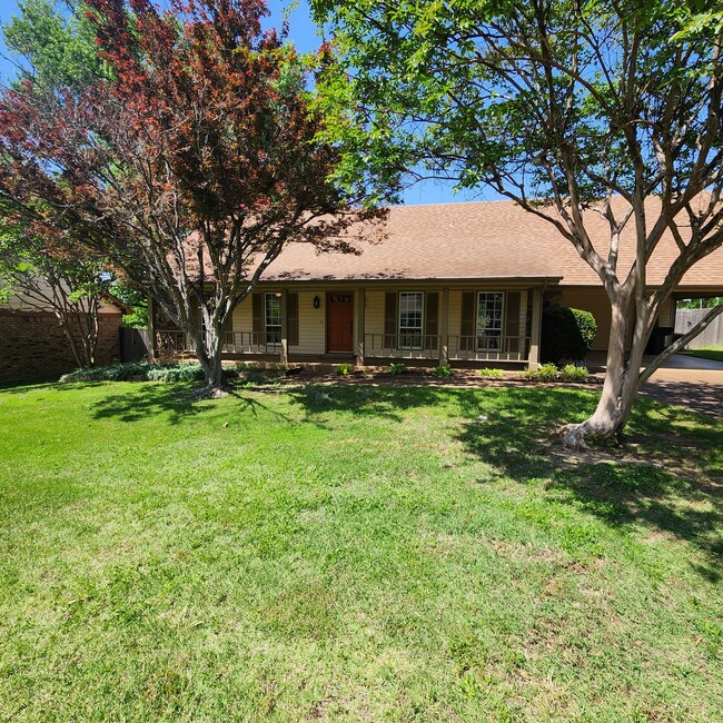 Photo - 6076 N Shallowhill Dr House