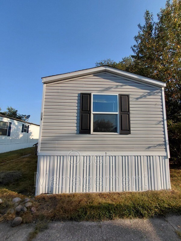 Foto del edificio - 301 Mantle Ave