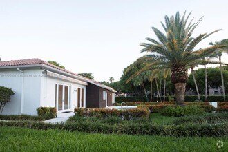 Building Photo - 6598 NW 113th Pl